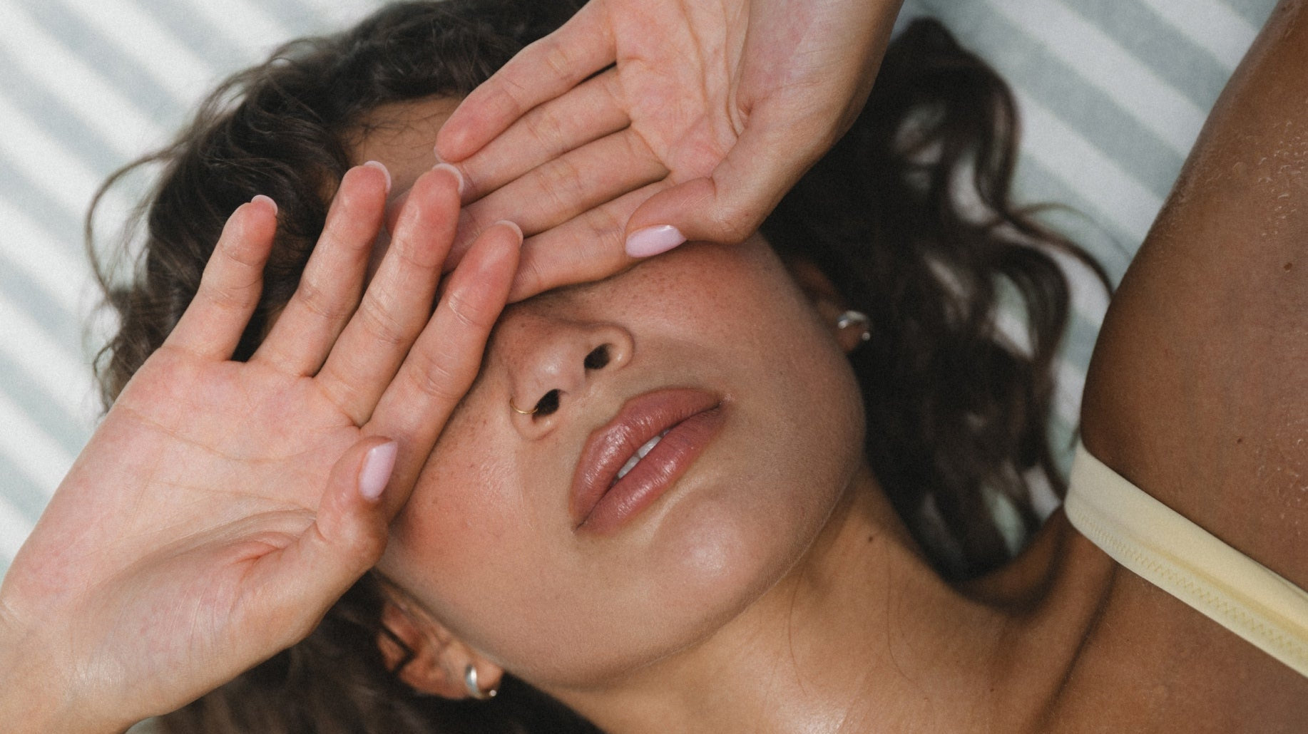The Benefits of Hydrogen Water for Skin: How It Works and Who It’s For.