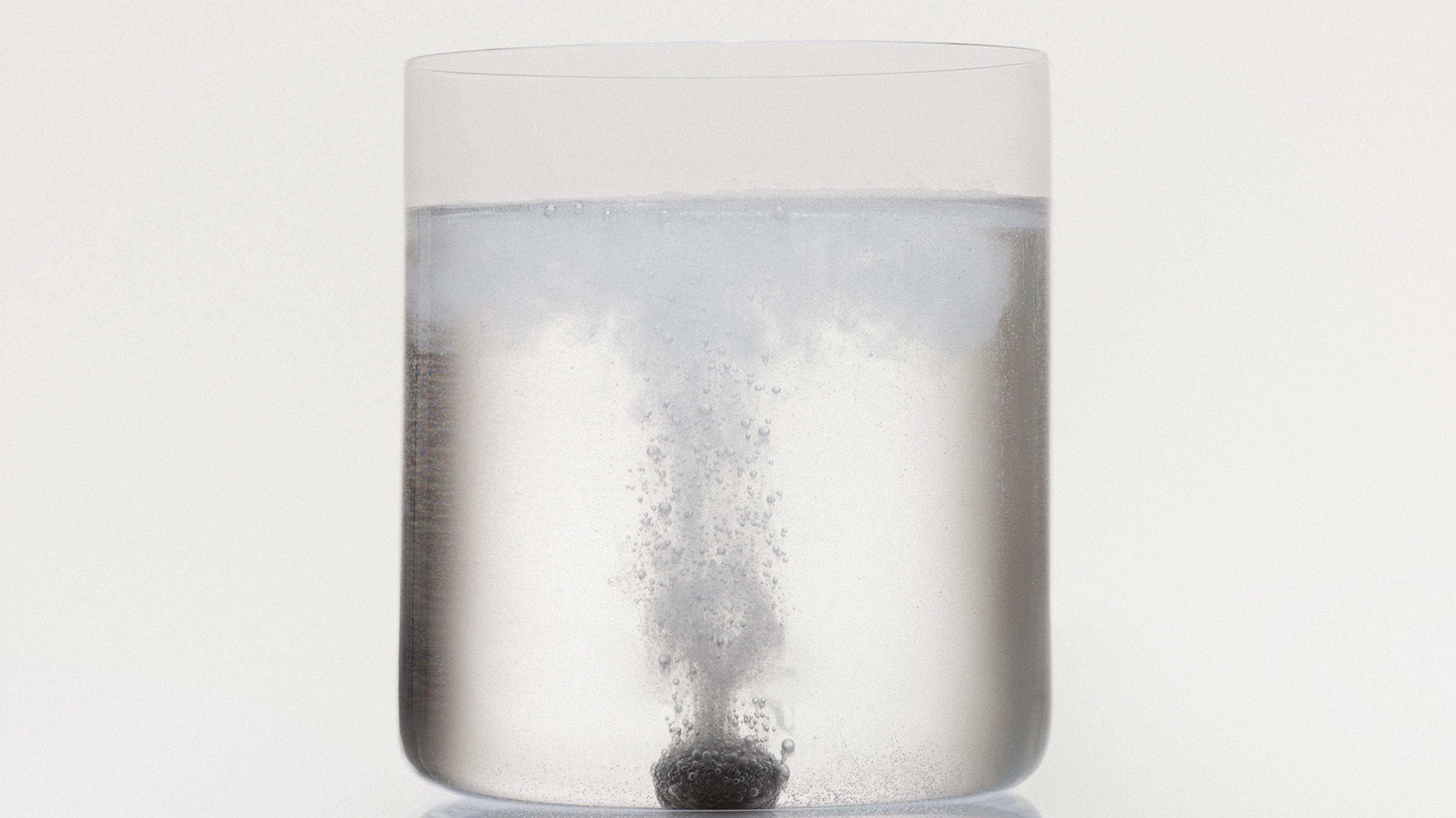 Small Molecule, Big Impact: The Science Behind Hydrogen Water.