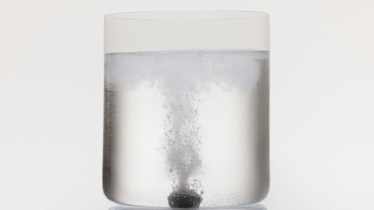 Small Molecule, Big Impact: The Science Behind Hydrogen Water.